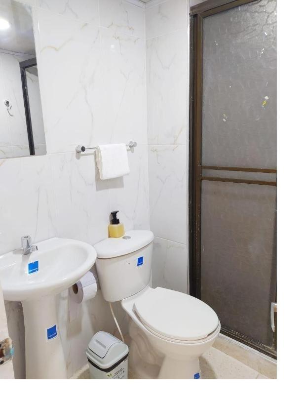 Marbella - En Edificio Frente A La Playa Cerca Al Centro Historico Apartment Cartagena